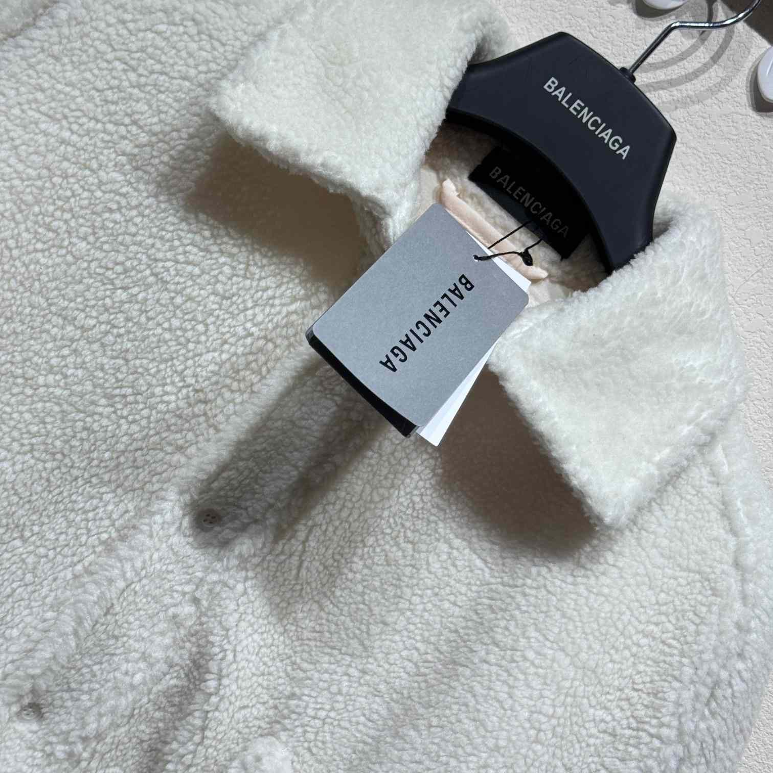 Balenciaga Teddy Overshirt - EUR FASHION