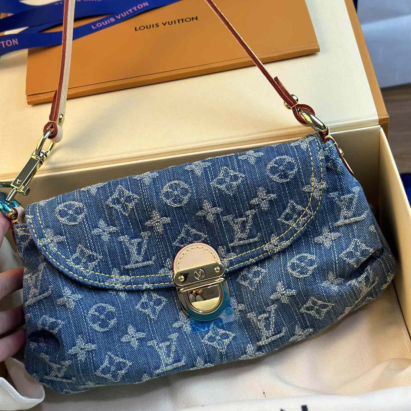 Louis Vuitton 2006 Mini Pleaty Shoulder Bag - EUR FASHION