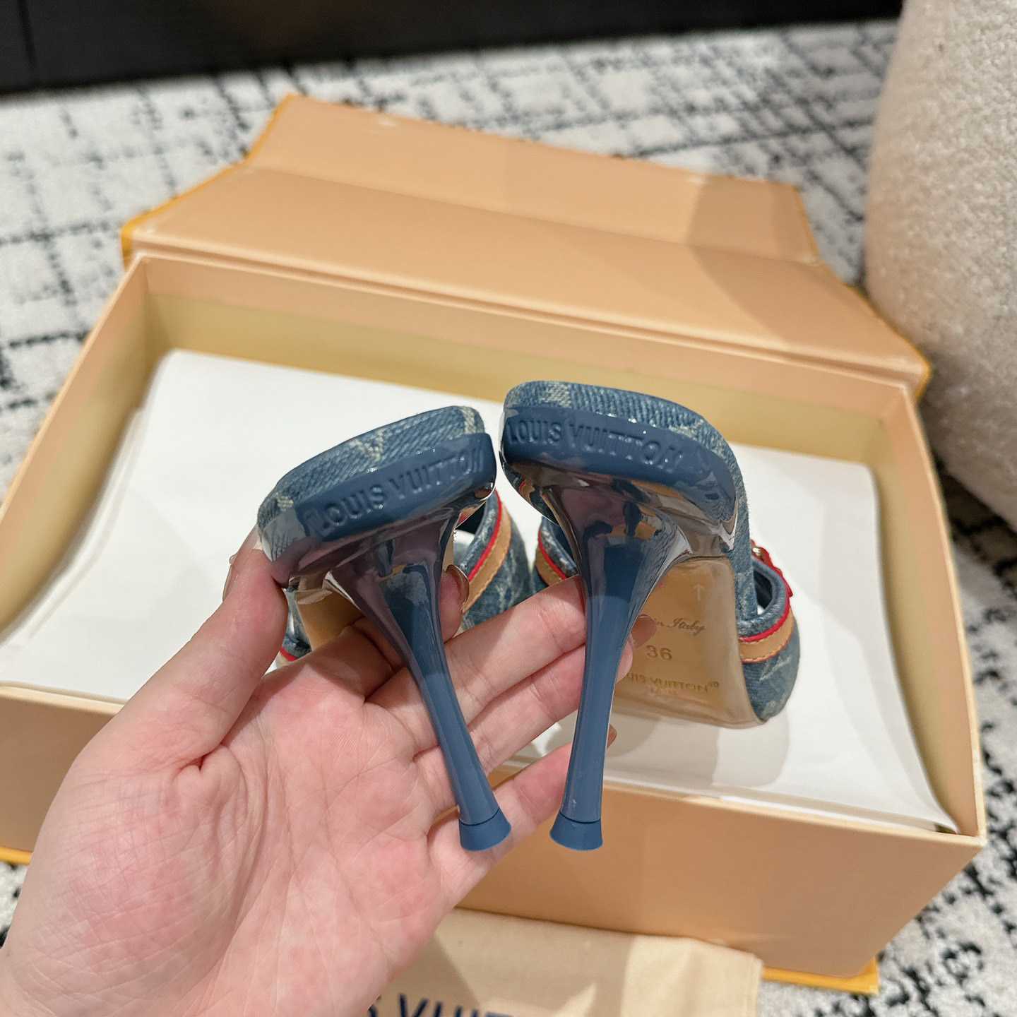 Louis Vuitton Neo Revival Mule   - EUR FASHION
