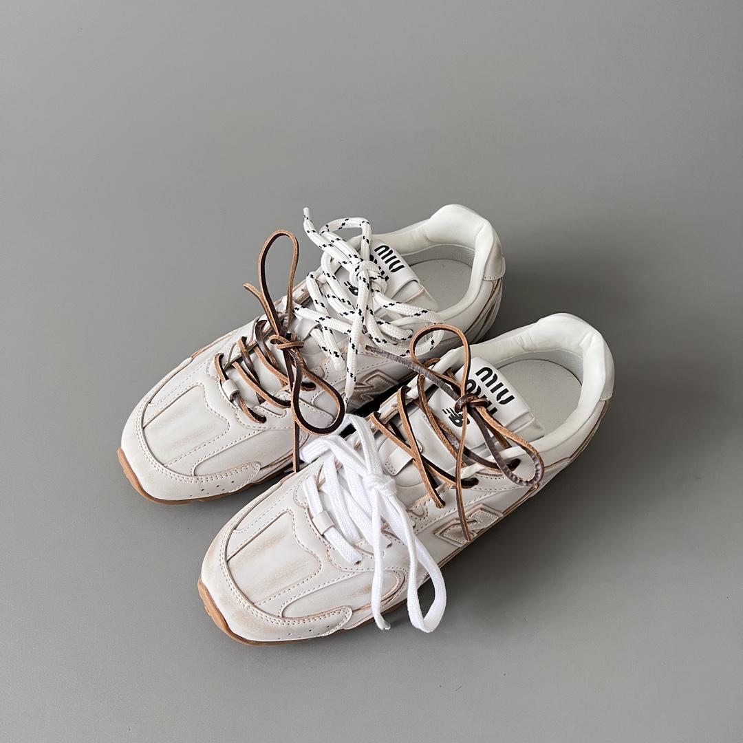 Miu Miu x New Balance 530 Sneakers - EUR FASHION
