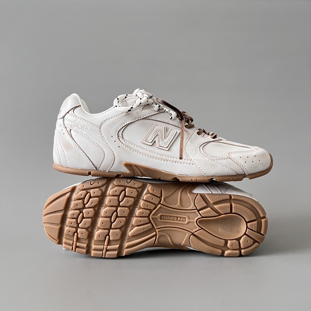 Miu Miu x New Balance 530 Sneakers - EUR FASHION