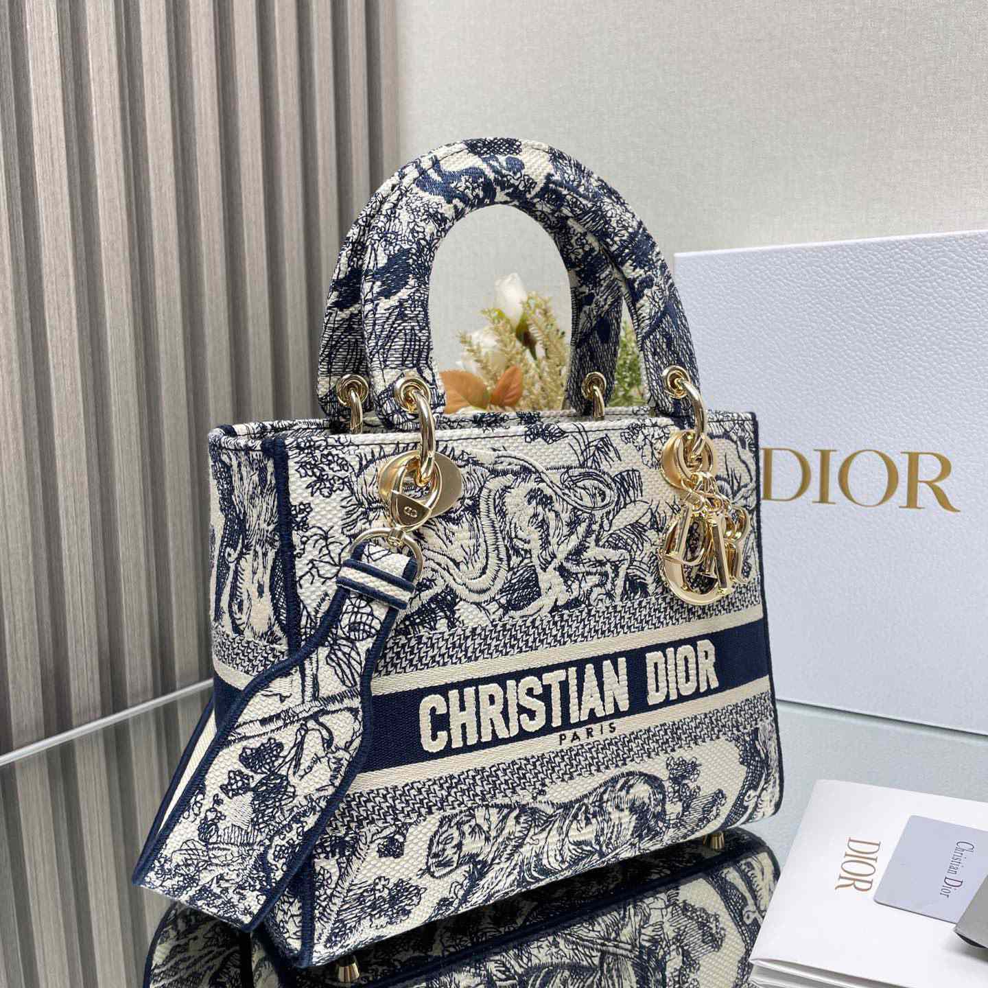 Dior Dioramour Medium Lady D-Lite Bag - EUR FASHION