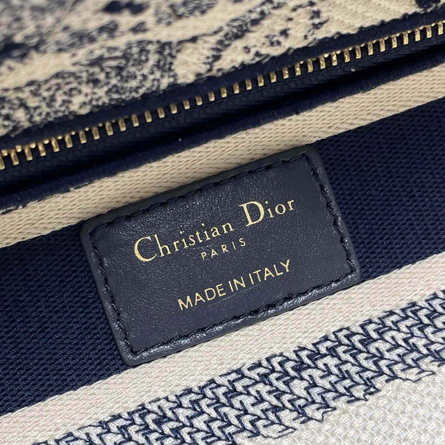 Dior Dioramour Medium Lady D-Lite Bag - EUR FASHION
