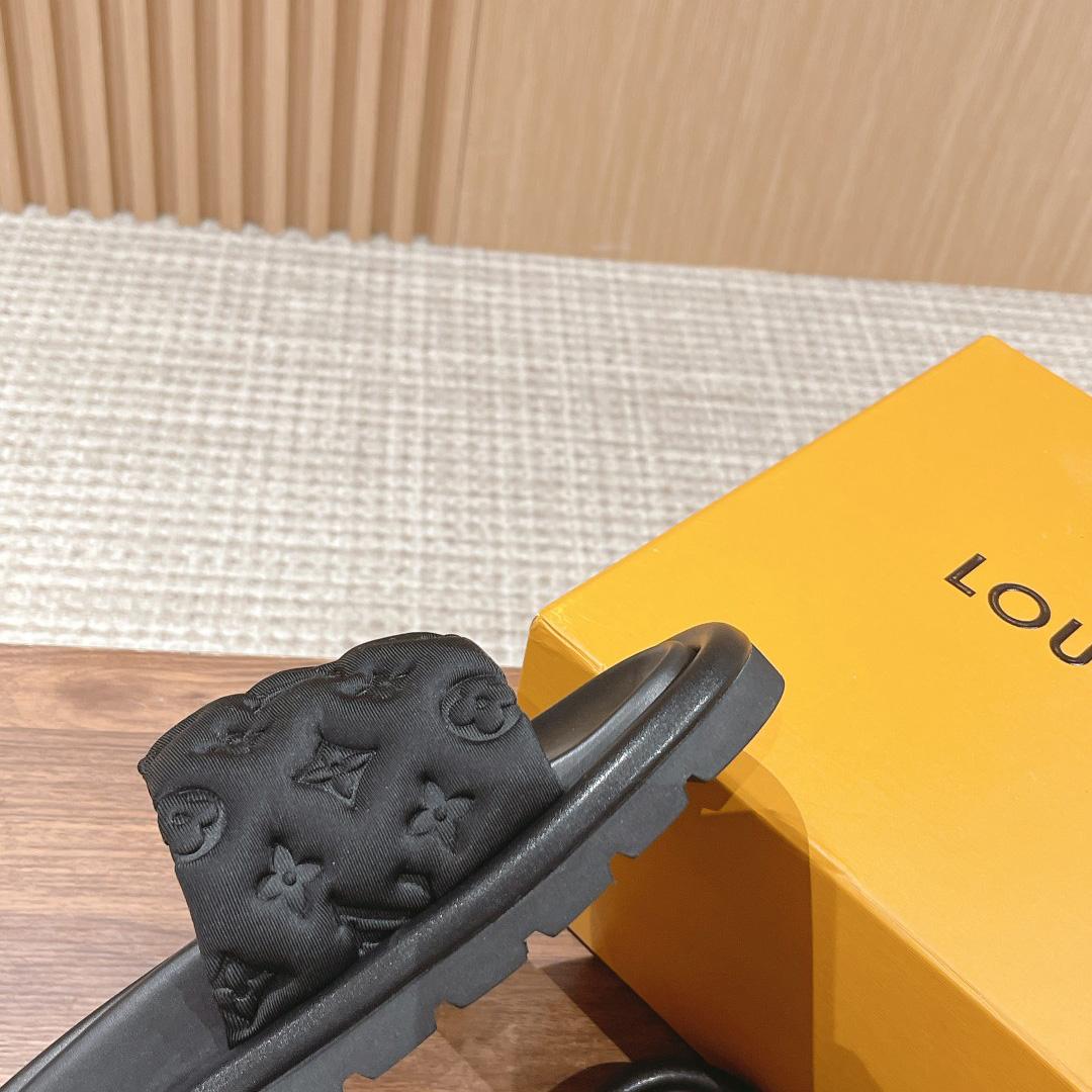 Louis Vuitton Pool Pillow Comfort Mules - EUR FASHION