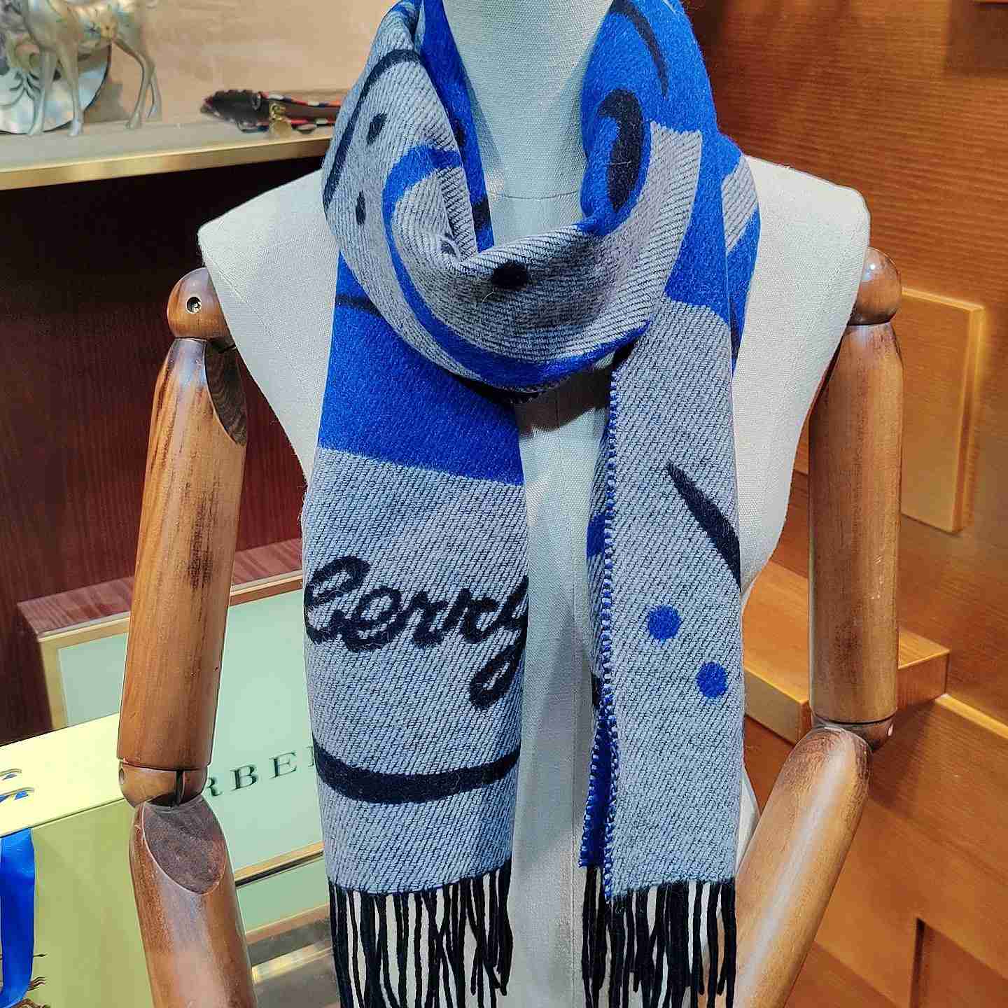 Burberry Mirrored Horse Cashmere Scarf - EUR FASHION
