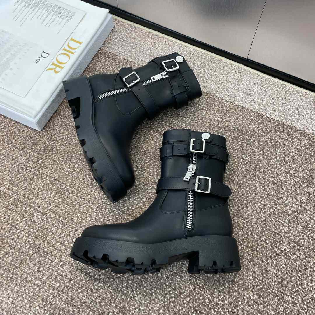 Dior D-Major Ankle Boot   - EUR FASHION