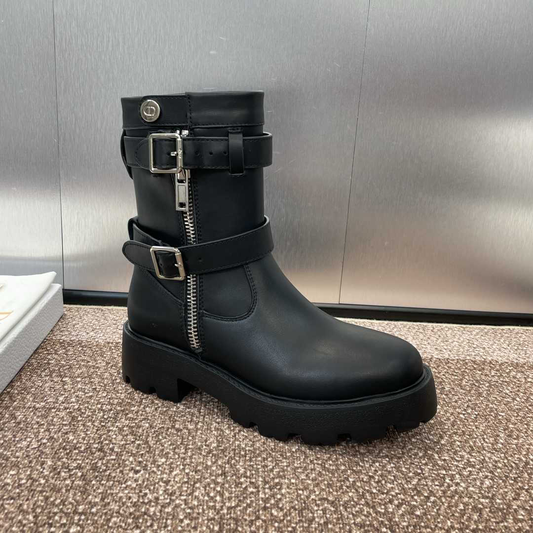 Dior D-Major Ankle Boot   - EUR FASHION