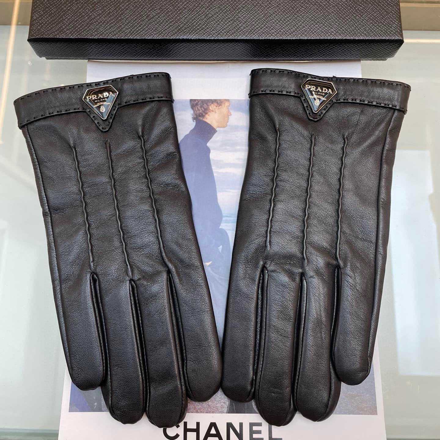 Prada Gloves  - EUR FASHION