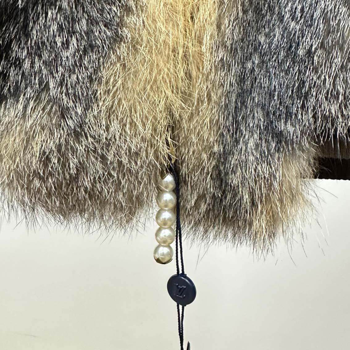 Louis Vuitton Fox Fur Bomber  1AFXBD - EUR FASHION
