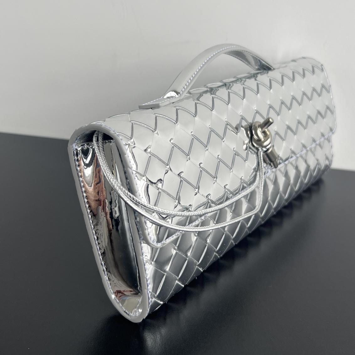 Bottega Veneta Andiamo Clutch 31*13*3cm - EUR FASHION