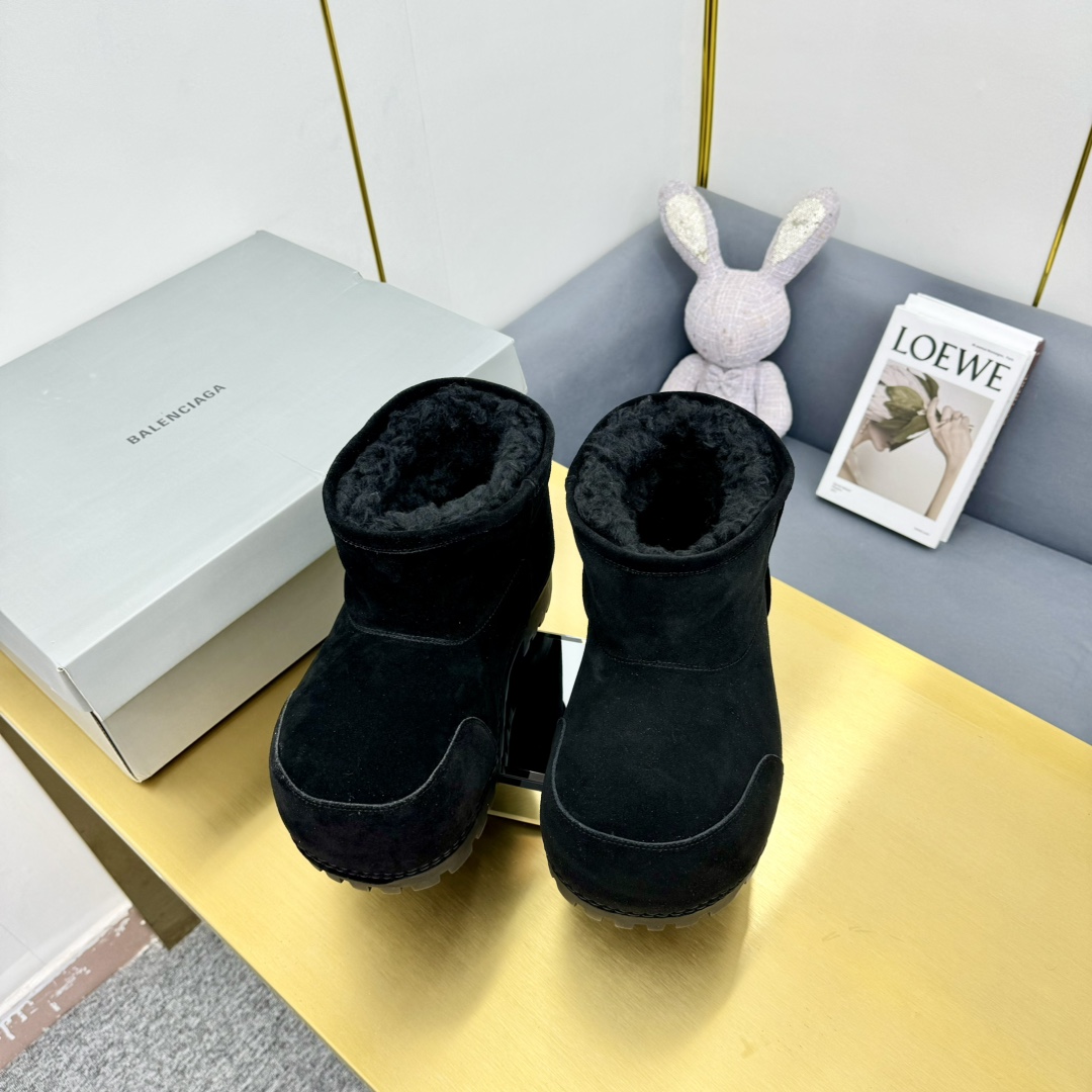 Balenciaga Alaska Fur Bootie In Black - EUR FASHION