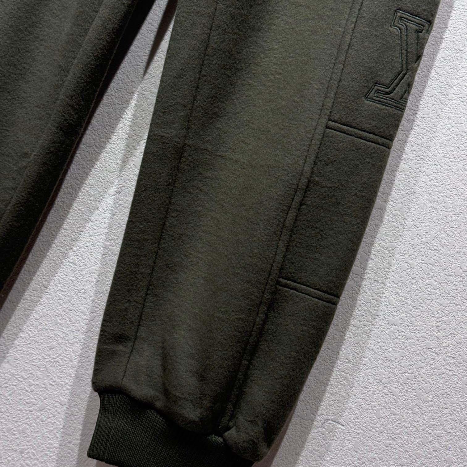 Louis Vuitton Quilted Textured Wool Pants   1AGJPS - EUR FASHION