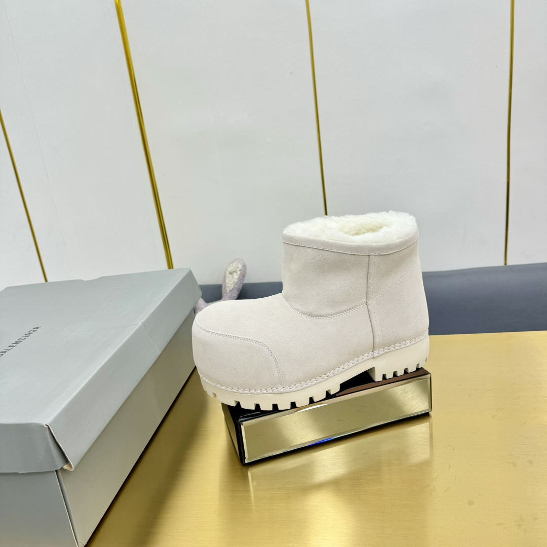 Balenciaga Alaska Fur Bootie  - EUR FASHION