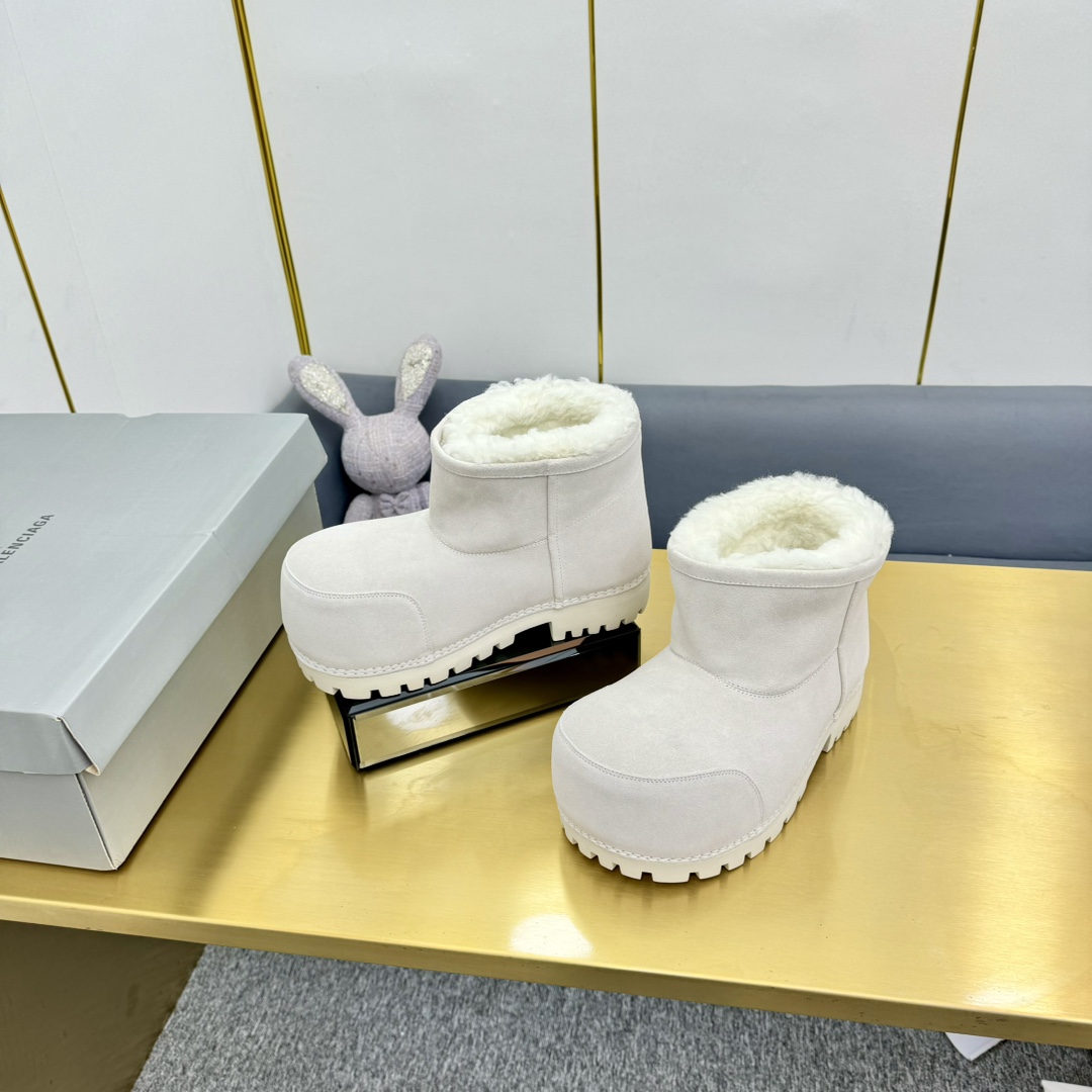 Balenciaga Alaska Fur Bootie  - EUR FASHION