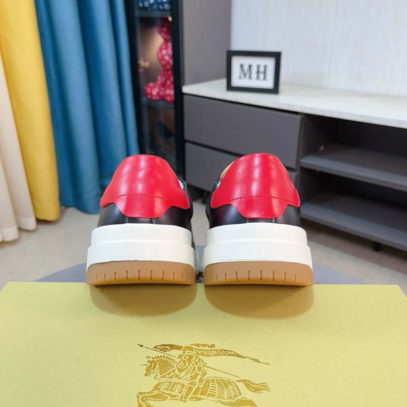 Burberry Sneakers - EUR FASHION