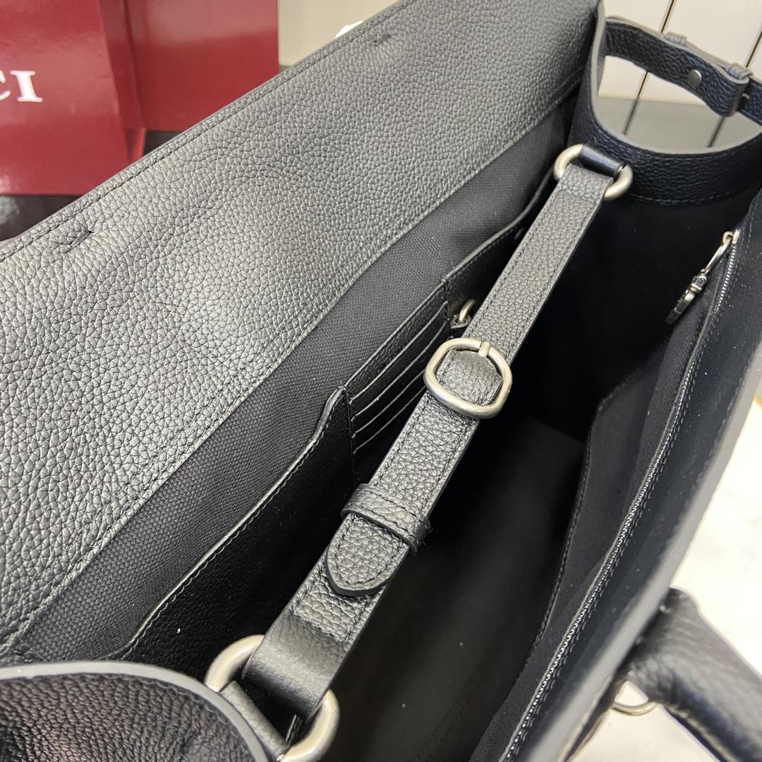 Gucci Large Tote Bag With Hook Closure - EUR FASHION
