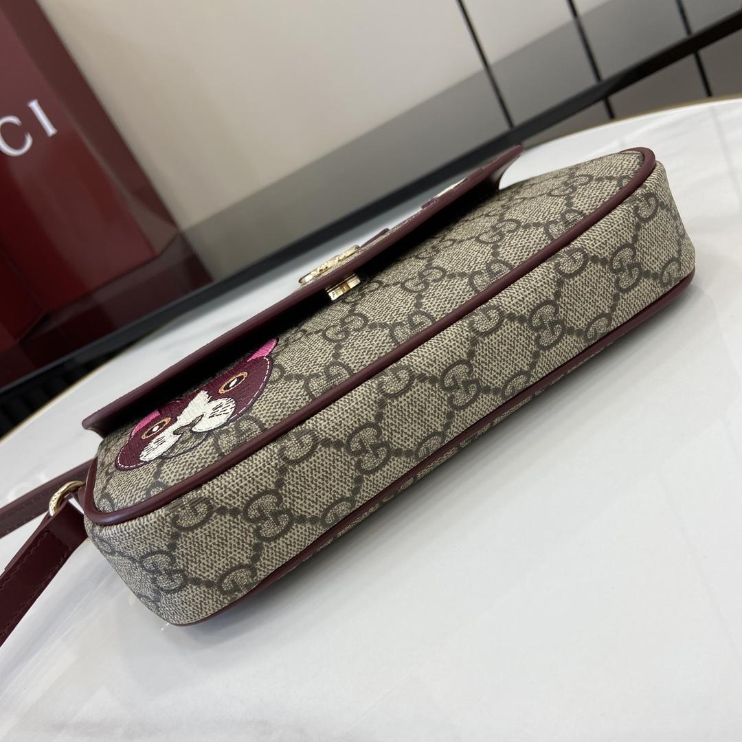 Gucci GG Mini Shoulder Bag With Cat Detail - EUR FASHION
