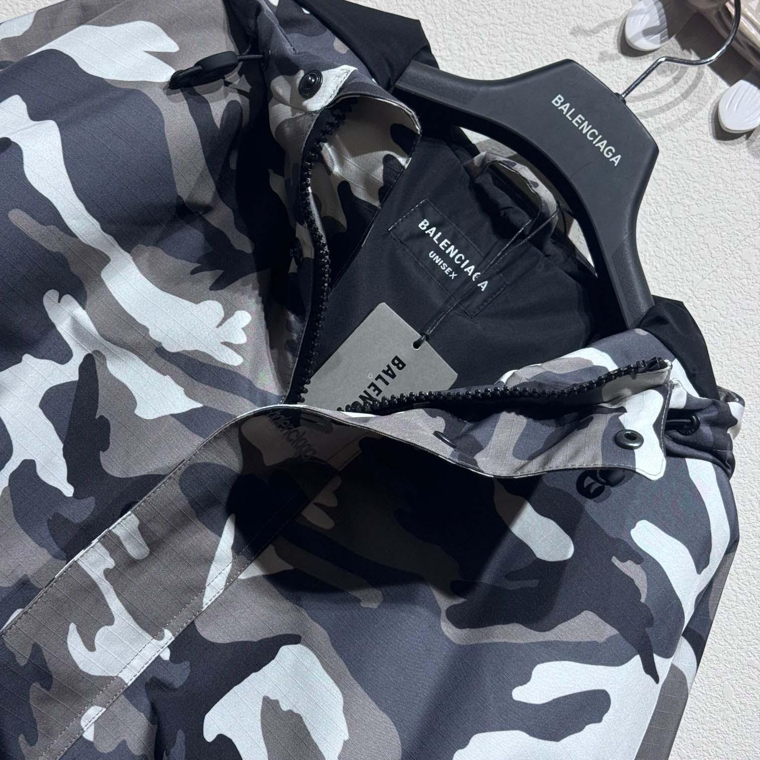 Balenciaga Camo Ski Parka In Grey  - EUR FASHION