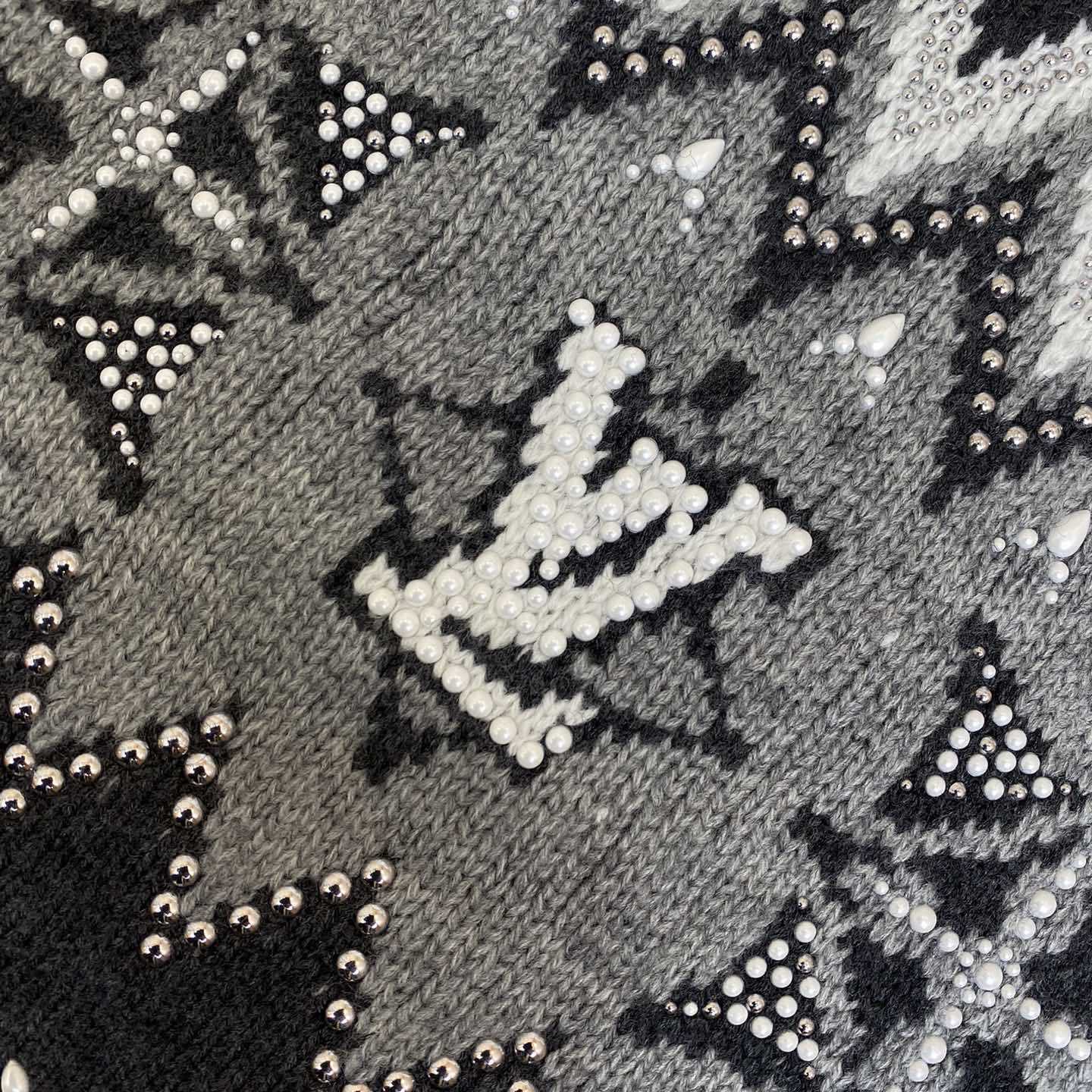 Louis Vuitton Embellished Wool-Cashmere Blend Pullove - EUR FASHION