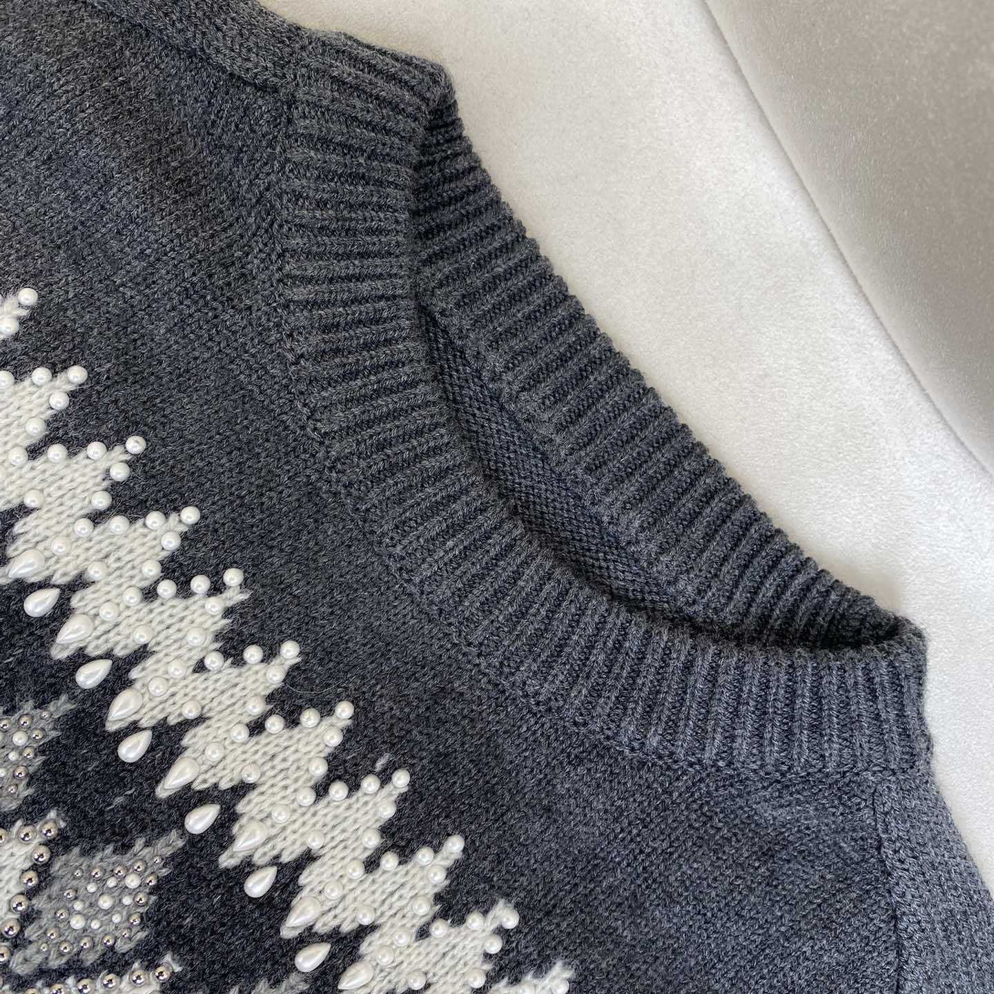 Louis Vuitton Embellished Wool-Cashmere Blend Pullove - EUR FASHION