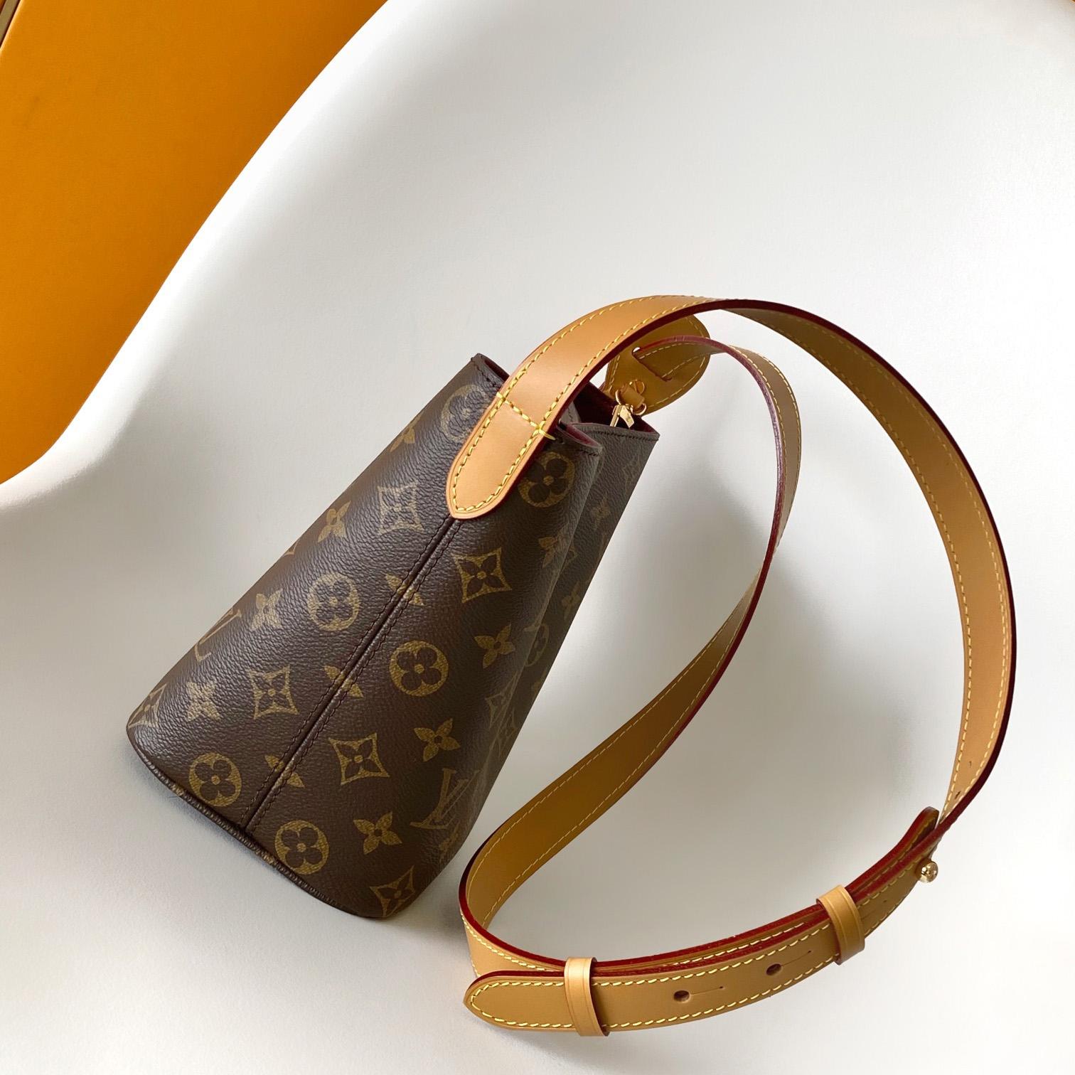 Louis Vuitton All In BB   M12925 - EUR FASHION
