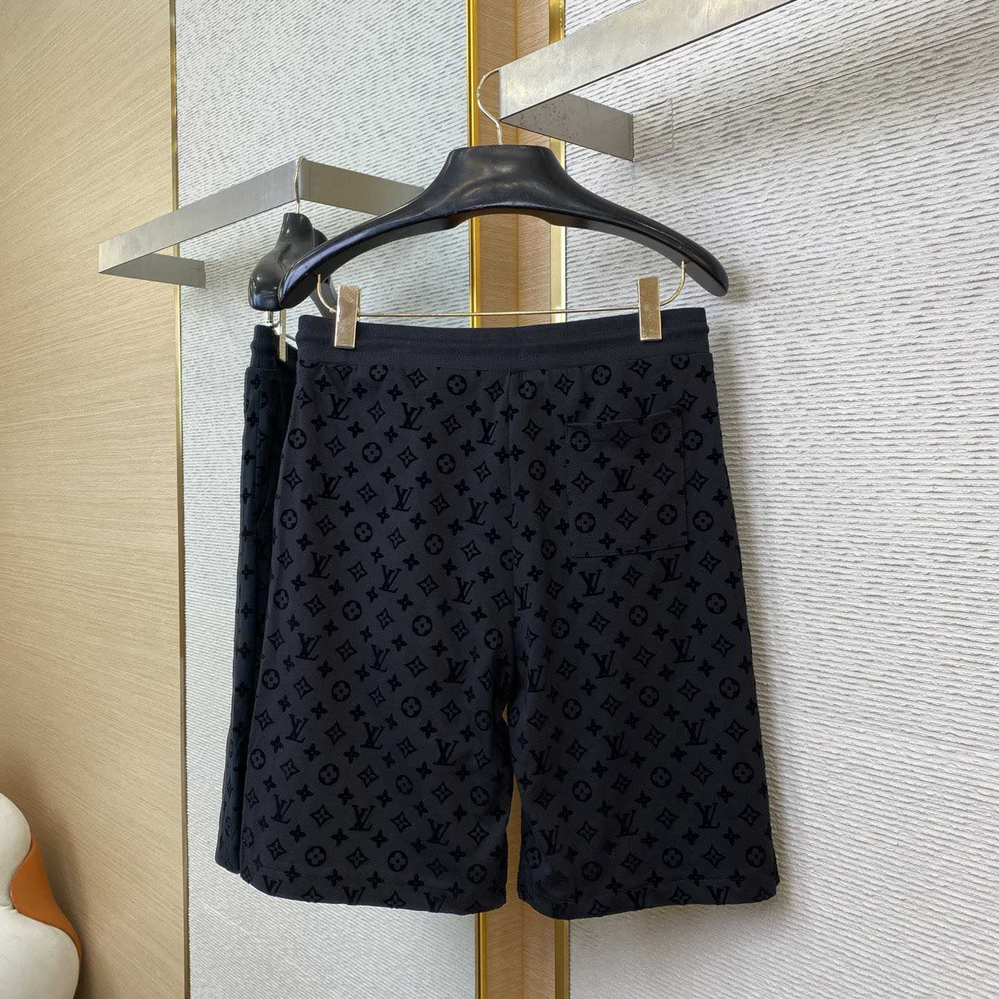 Louis Vuitton Graphic Jacquard Knitted Shorts  1AHC59 - EUR FASHION