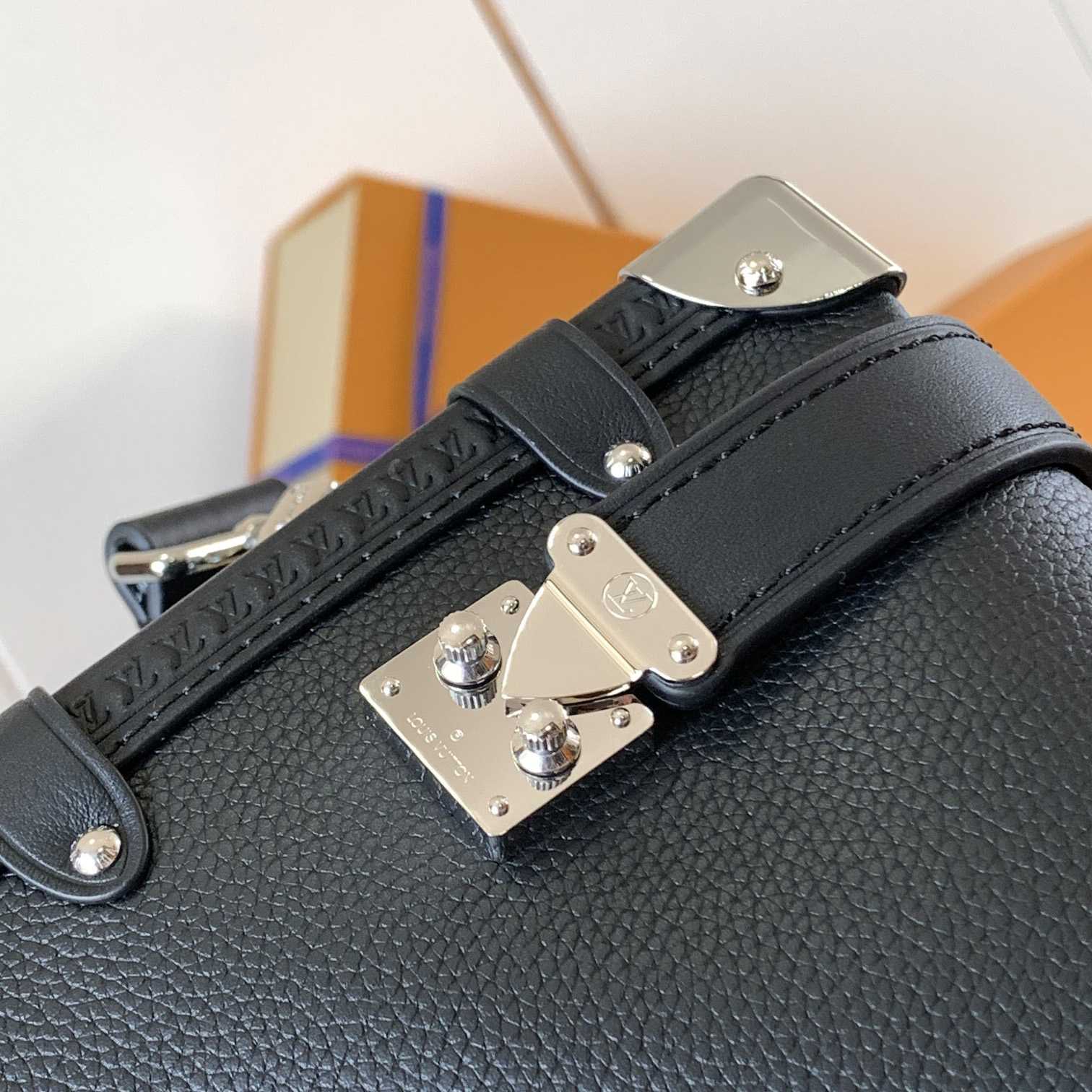 Louis Vuitton Side Trunk MM   M25160 - EUR FASHION