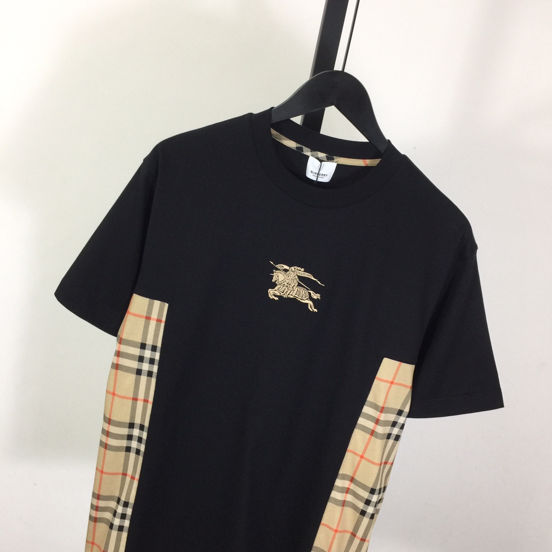Burberry Cotton T-shirt - EUR FASHION