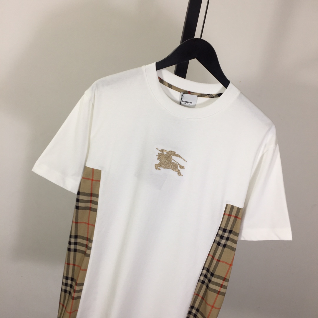 Burberry Cotton T-shirt - EUR FASHION