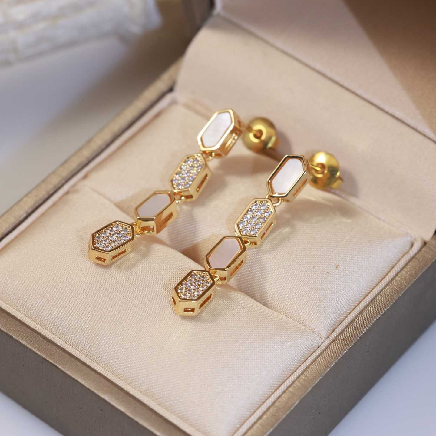 Bvlgari Earrings - EUR FASHION