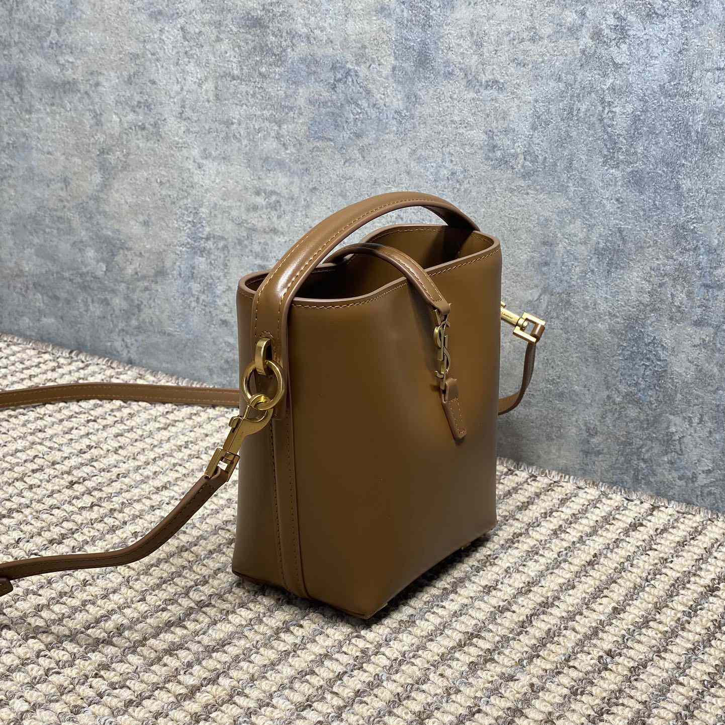 Saint Laurent Le 37 Mini In Shiny Leather - EUR FASHION