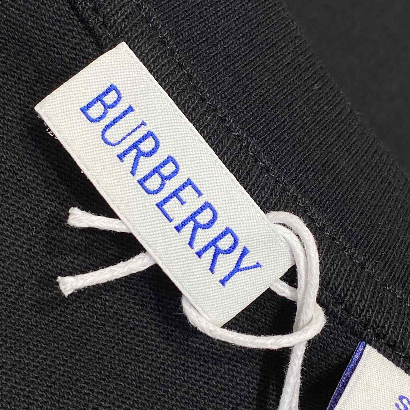 Burberry B Crest Cotton T-shirt  - EUR FASHION