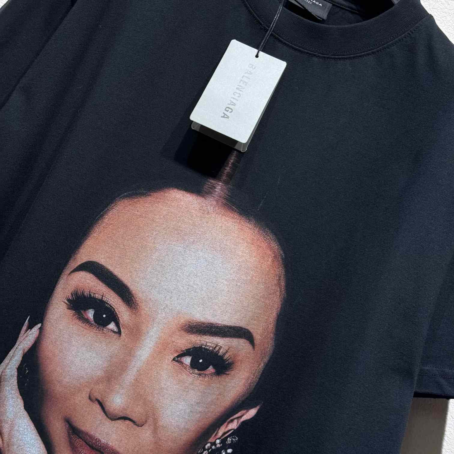 Balenciaga Michelle Boxy T-Shirt In faded Washed Black Dry Jersey - EUR FASHION