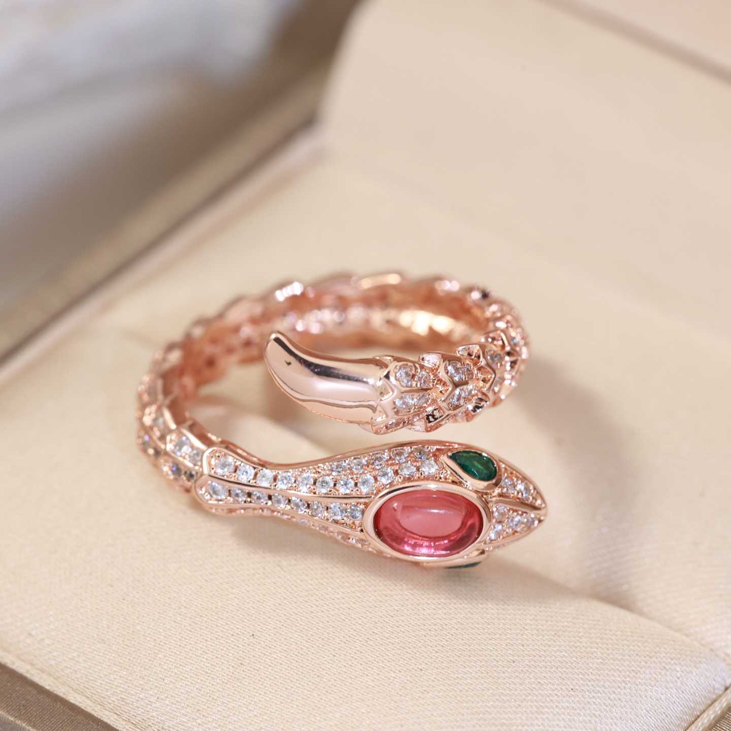 Bvlgari Ring - EUR FASHION