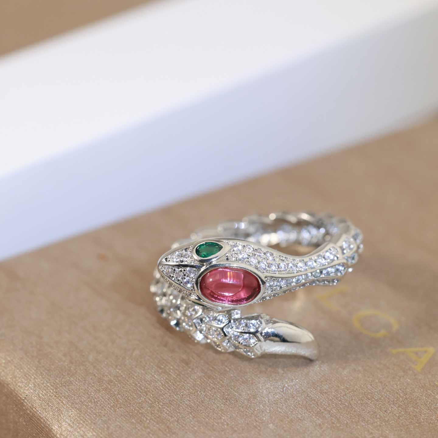 Bvlgari Ring - EUR FASHION