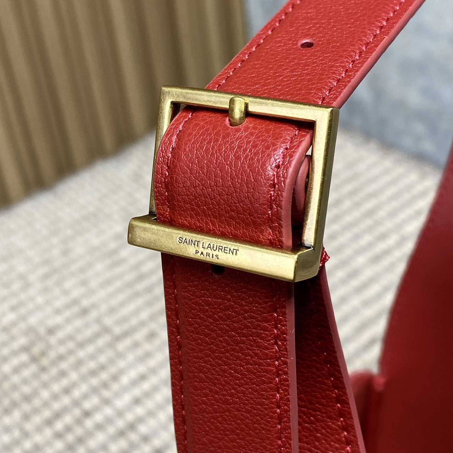 Saint Laurent LE 5 À 7 Supple Small In Grained Leather - EUR FASHION