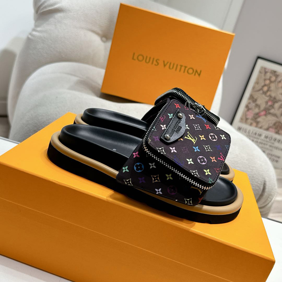 Louis Vuitton LV x TM Pool Pillow Flat Comfort Mule    - EUR FASHION