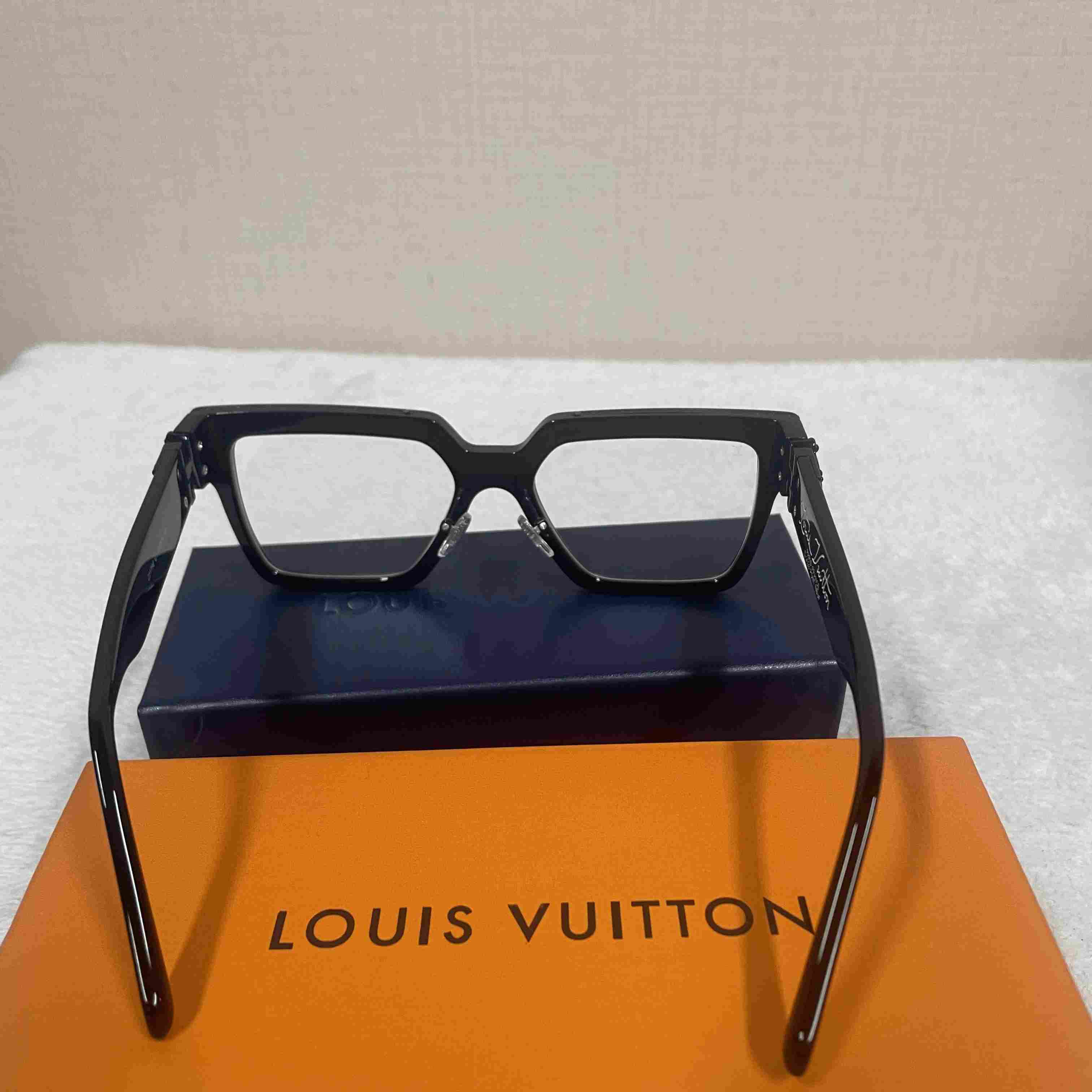 Louis Vuitton 1.1 Millionaires Square Sunglasses  - EUR FASHION