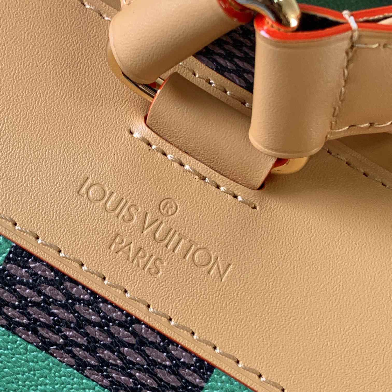 Louis Vuitton Christopher MM  N40564 - EUR FASHION
