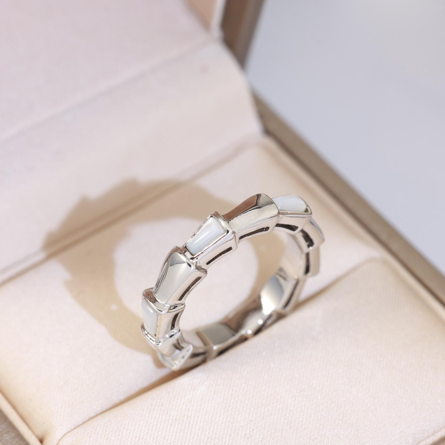 Bvlgari Ring - EUR FASHION