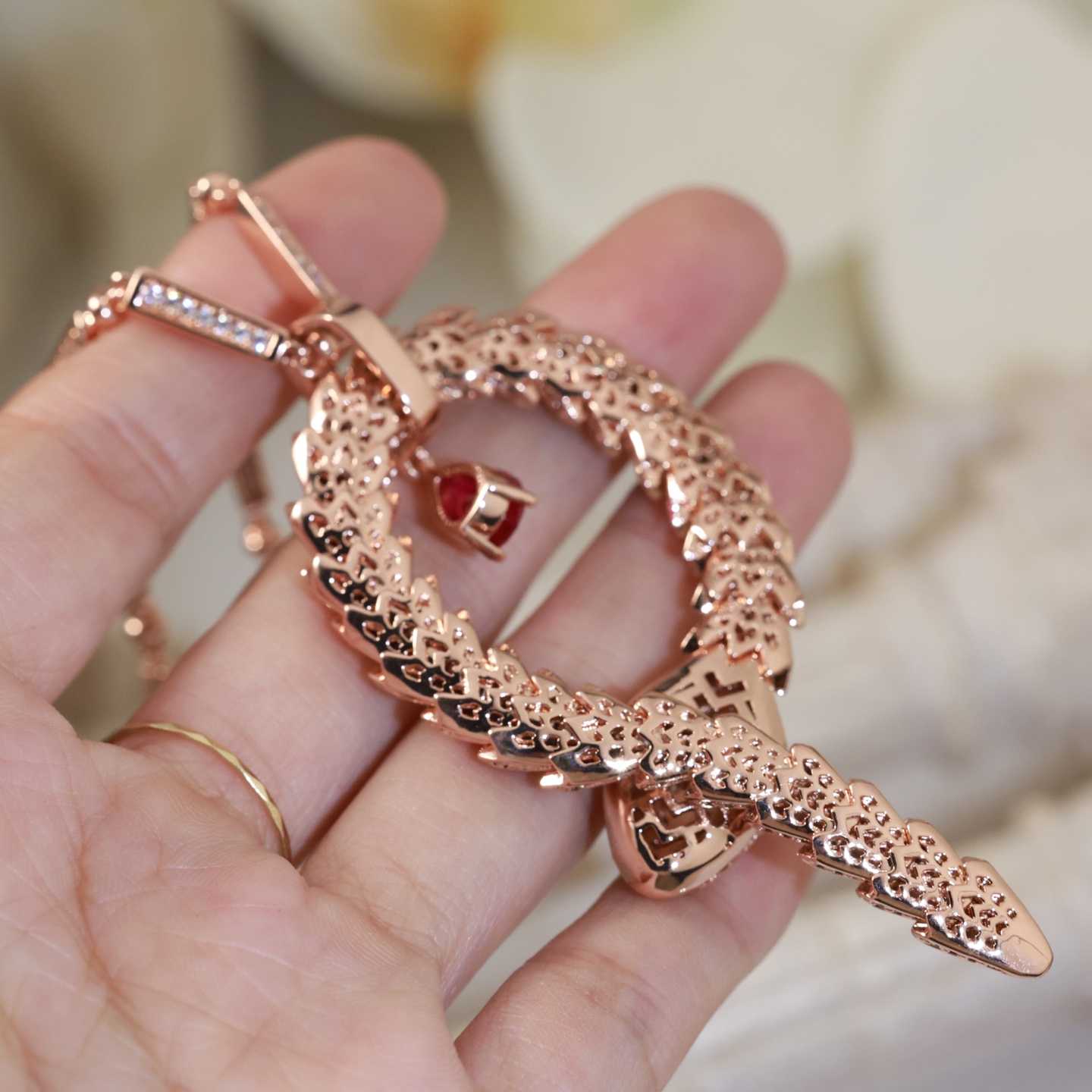 Bvlgari Diamond Snake Necklace - EUR FASHION