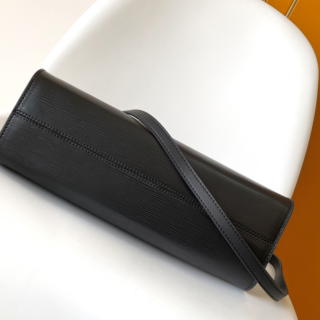 Louis Vuitton Varenne East West   M11791 - EUR FASHION
