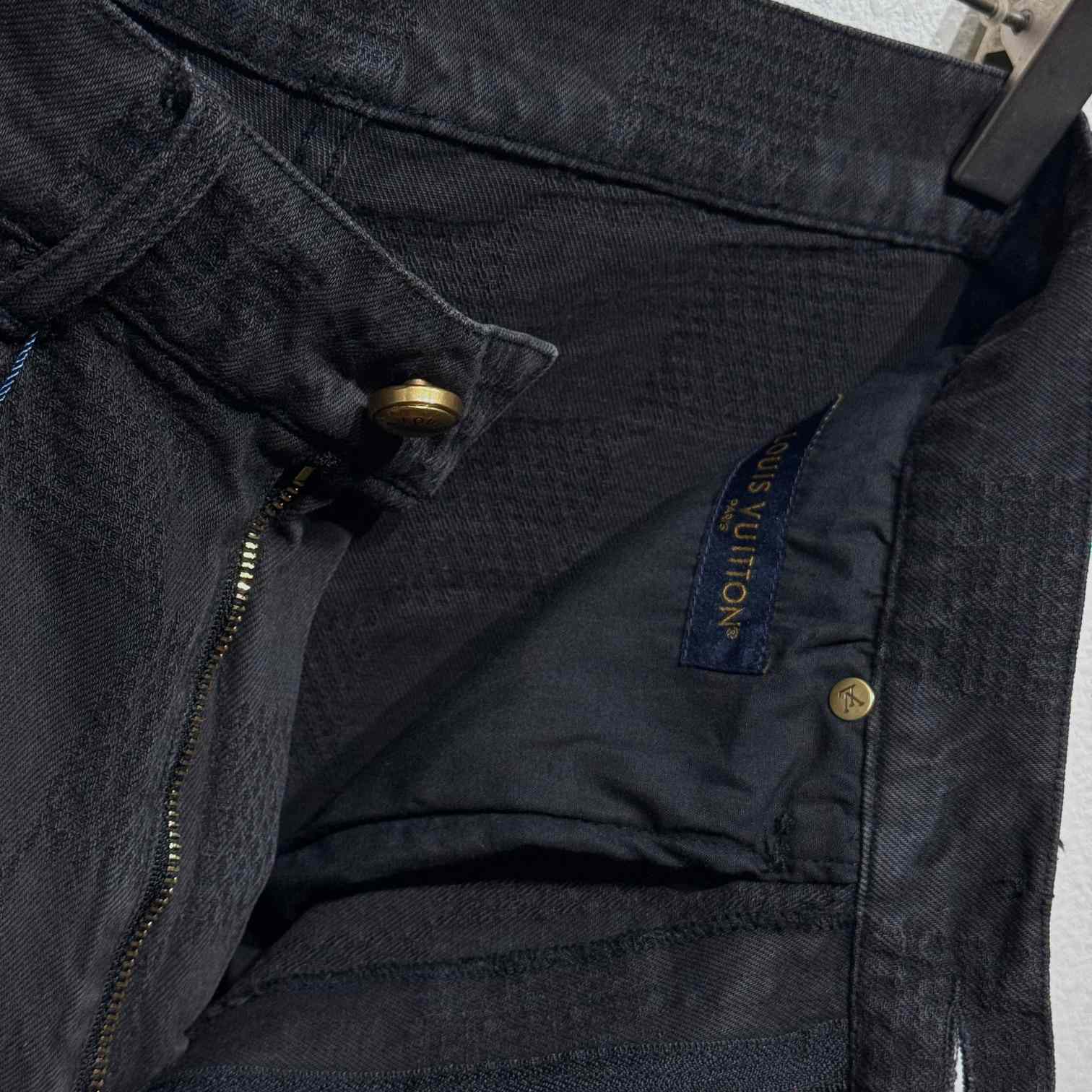 Louis Vuitton Damier Denim Shorts   - EUR FASHION