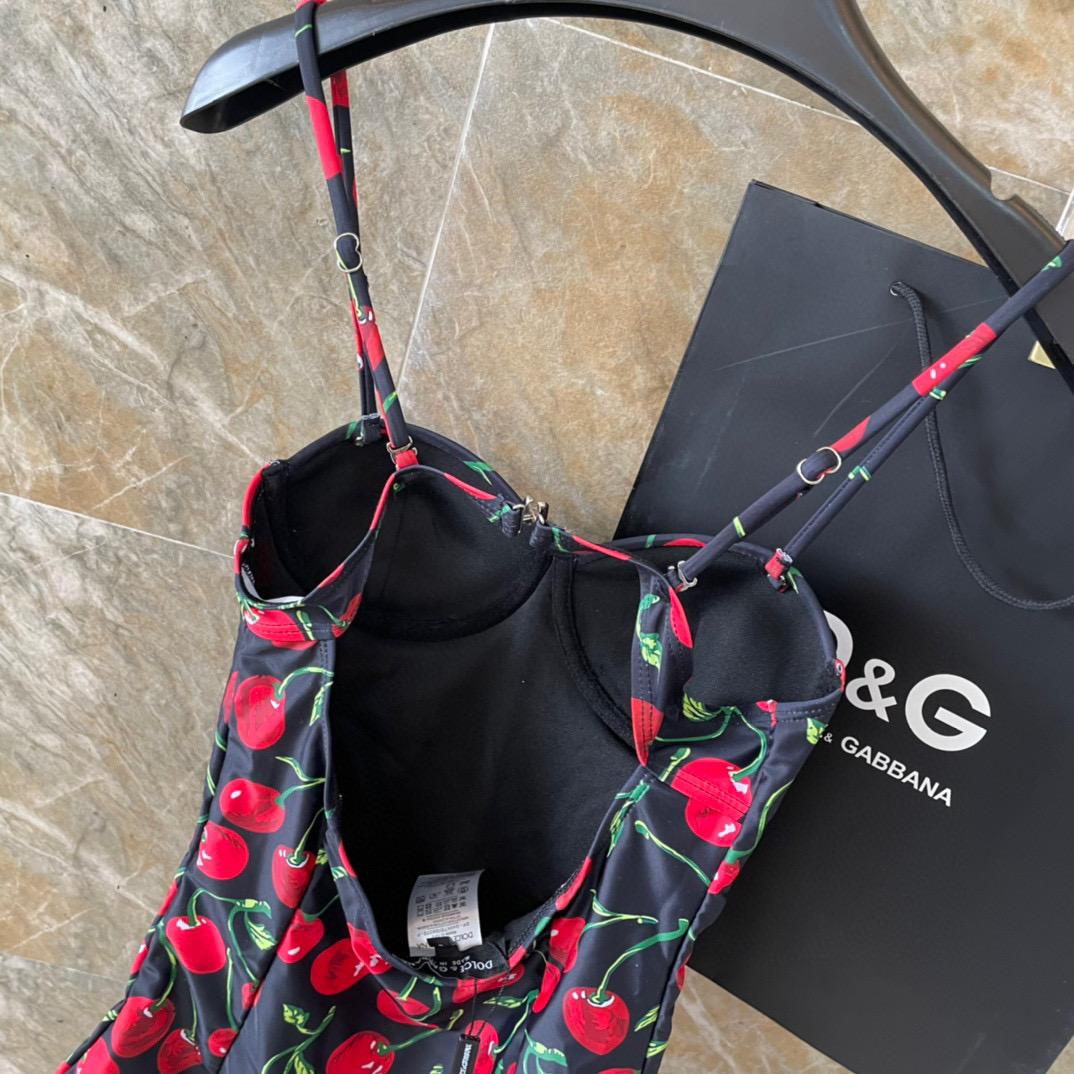 Dolce & Gabbana One-Piece Swimsuit - EUR FASHION