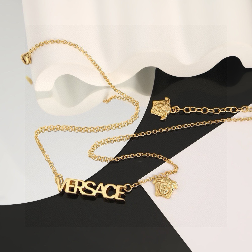 Versace Necklace - EUR FASHION