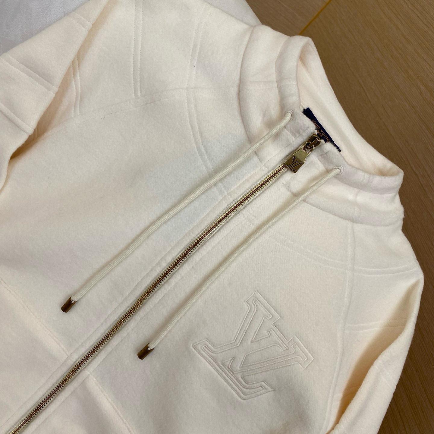 Louis Vuitton Quilted Textured Wool Blouson   1AGJXF - EUR FASHION