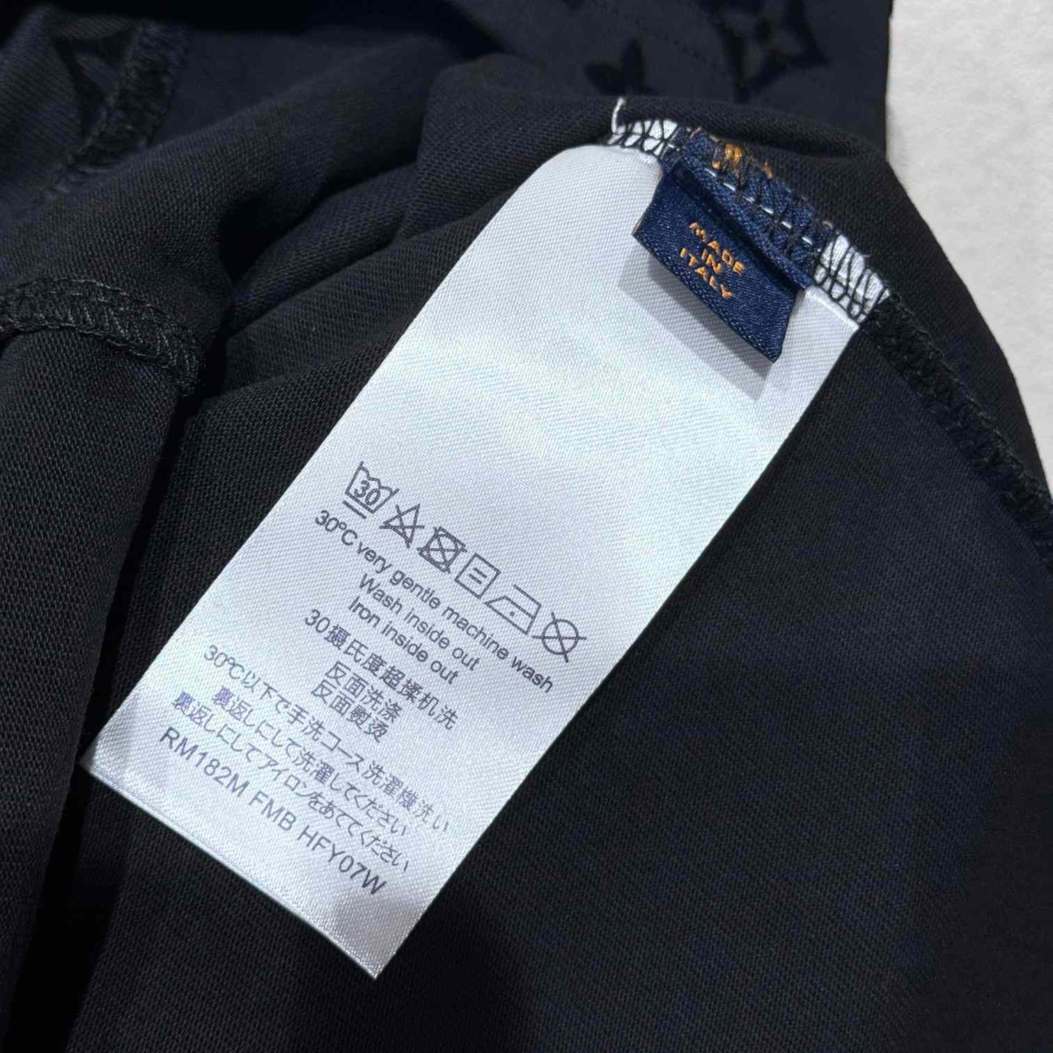 Louis Vuitton Monogram T-Shirt - EUR FASHION