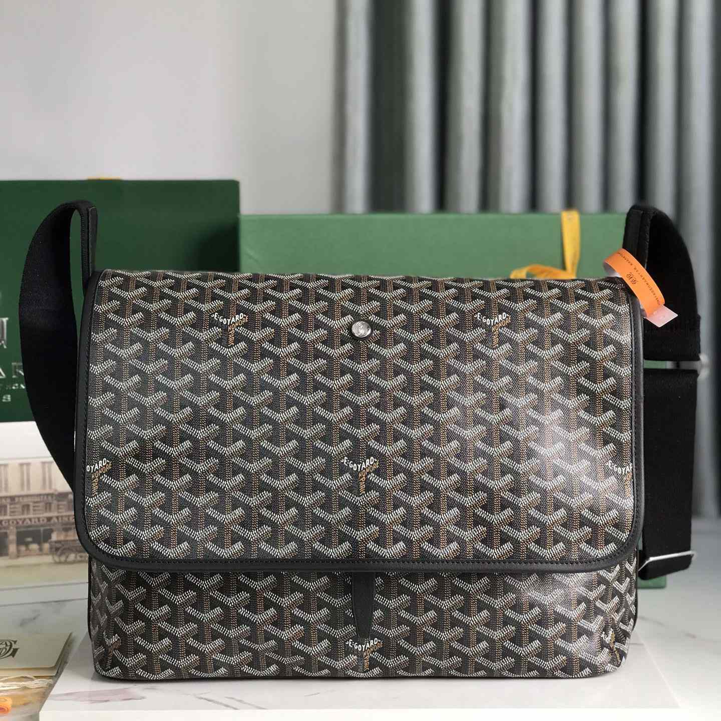 Goyard Capetien MM Messenger Bag   - EUR FASHION