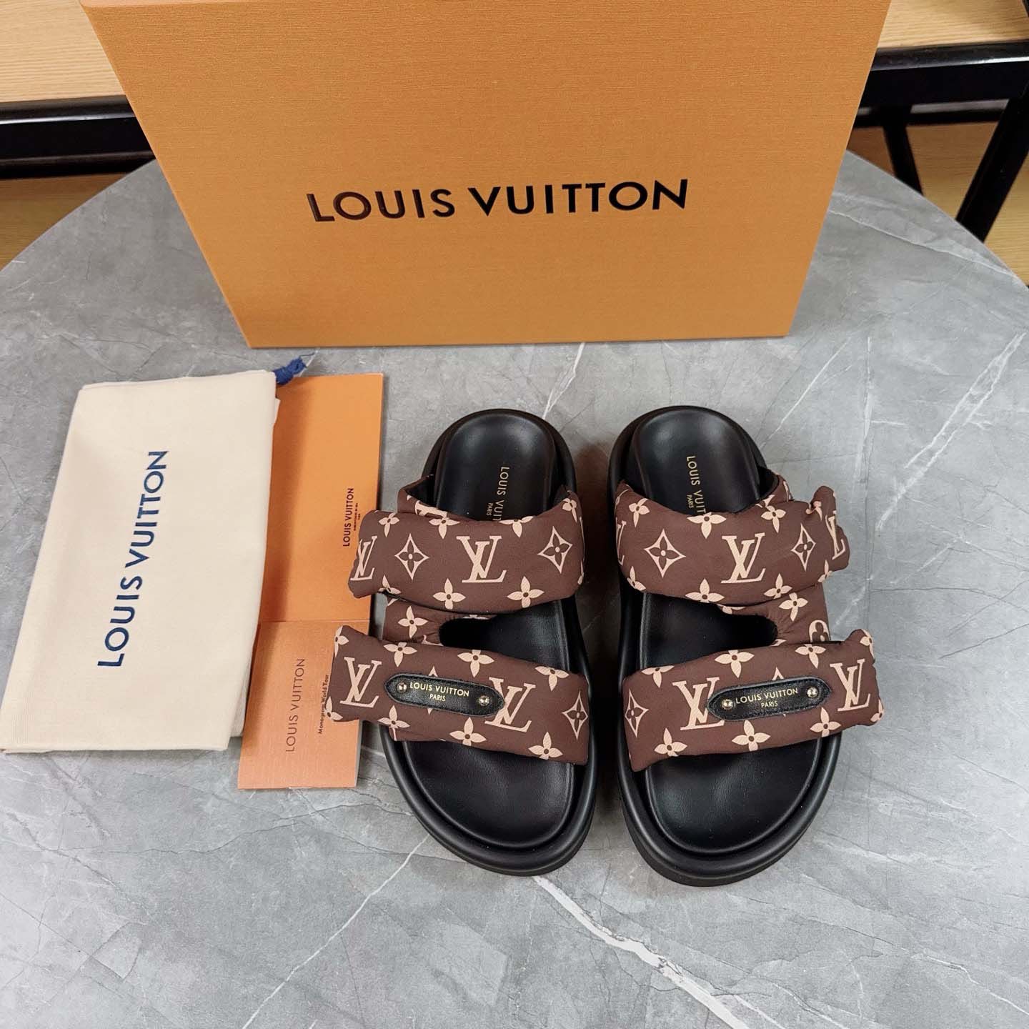 Louis Vuitton Pool Pillow Flat Comfort Mule - EUR FASHION