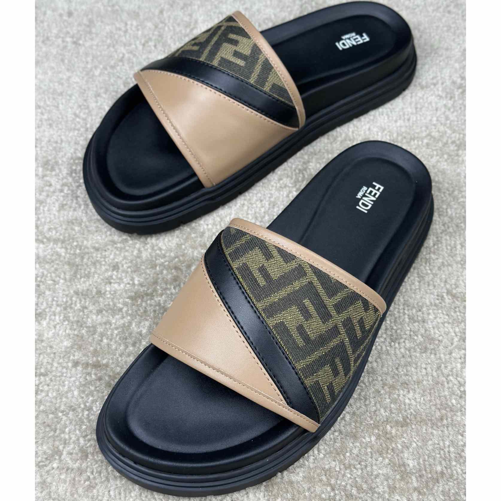 Fendi Diagonal Slides  - EUR FASHION